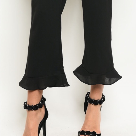 Ruffled Hem Cropped Trousers - Picture 2 of 3